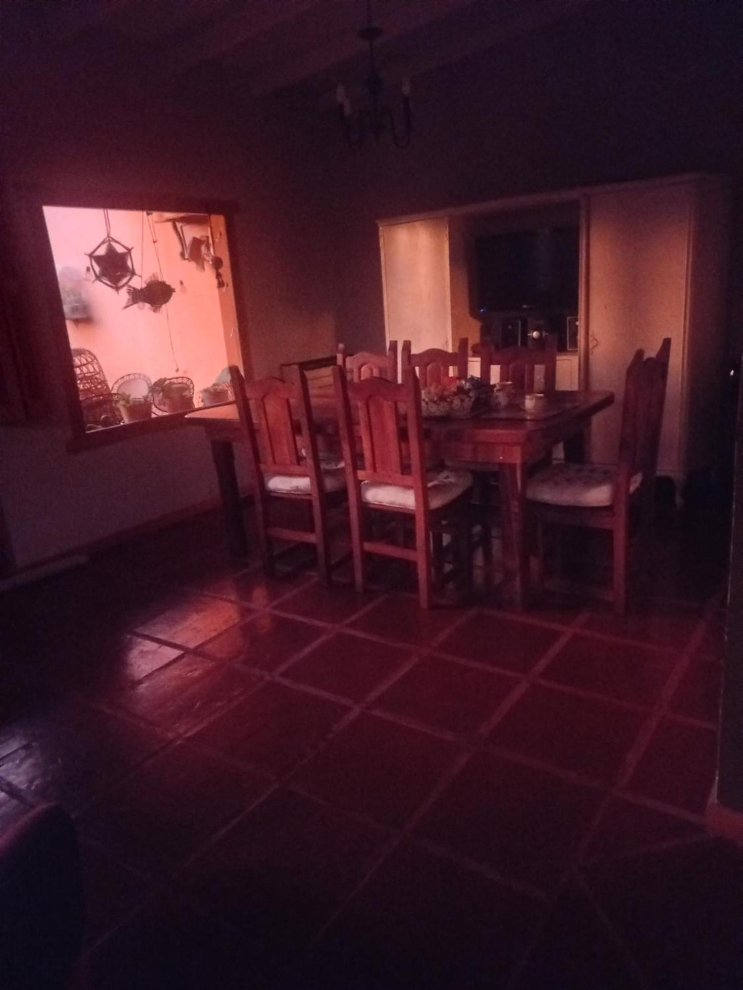 La Biblioteca Apartment Olavarria Phòng bức ảnh