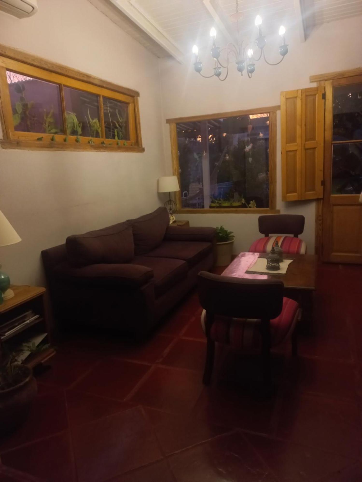La Biblioteca Apartment Olavarria Phòng bức ảnh